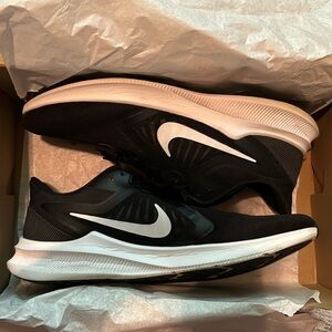 NIKE Downshifter running shoes (Men’s size 15/Women’s size 16.5)
